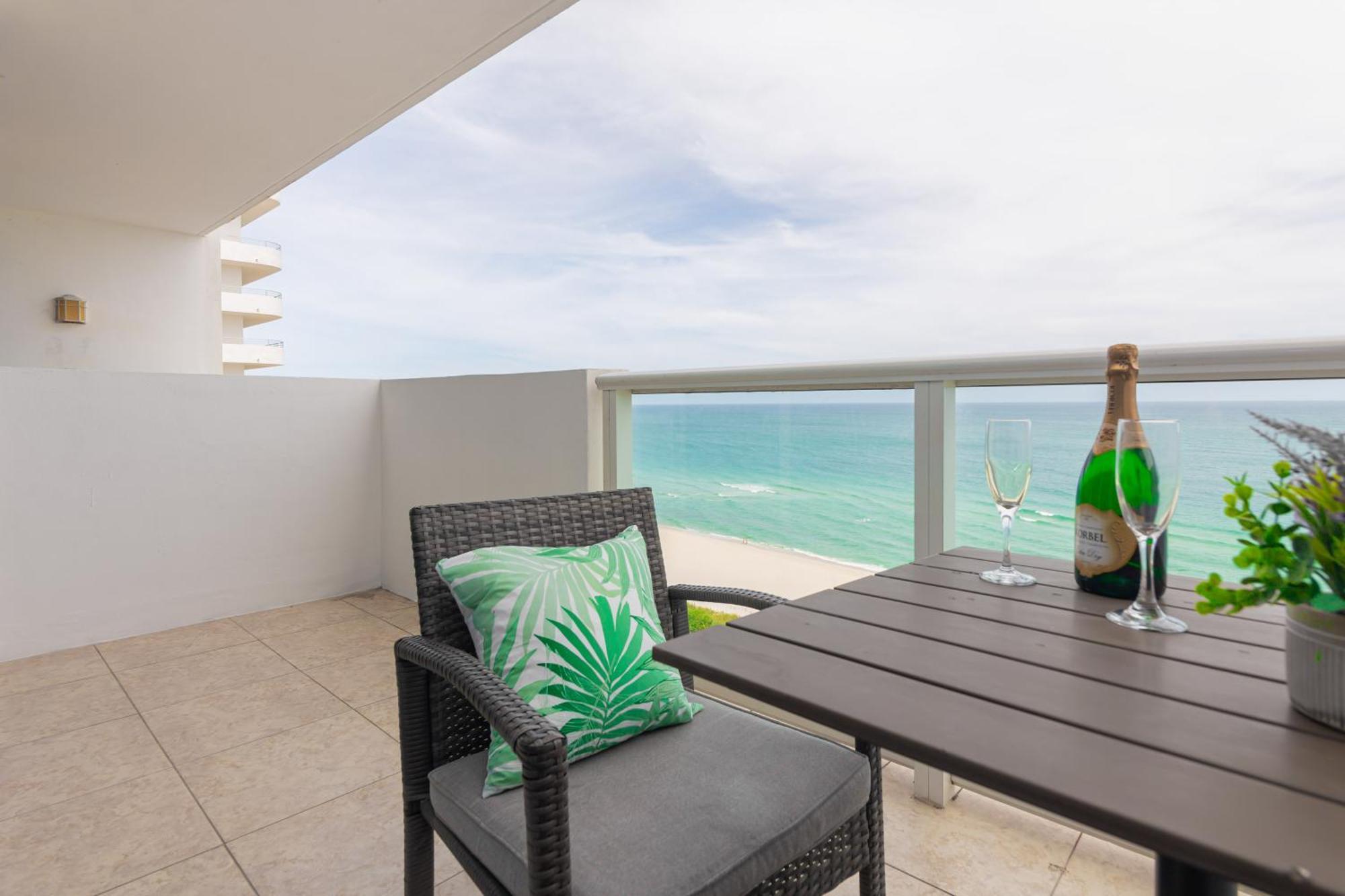 Girasole Rentals Suites Miami Beach Bagian luar foto