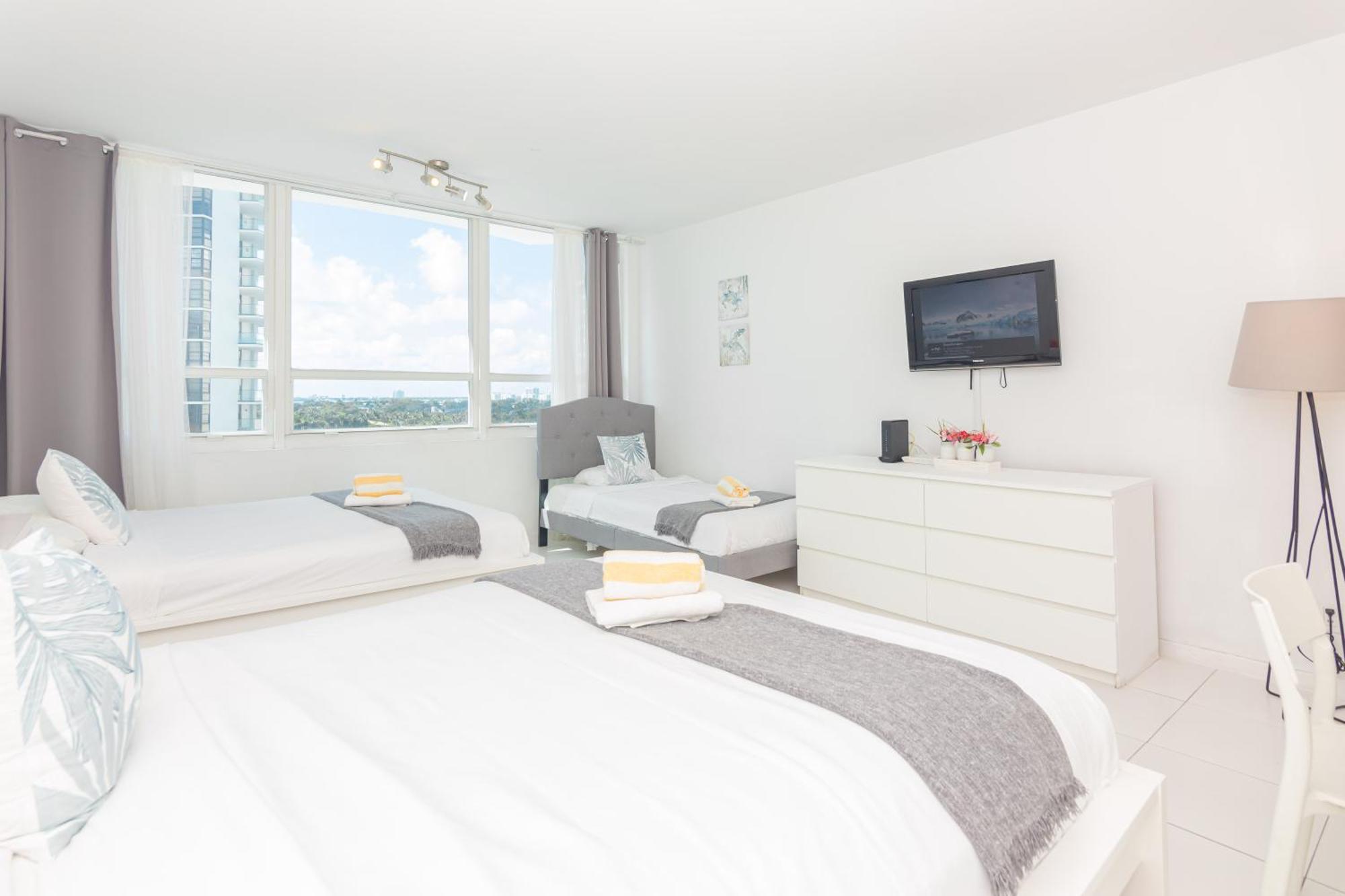 Girasole Rentals Suites Miami Beach Ruang foto