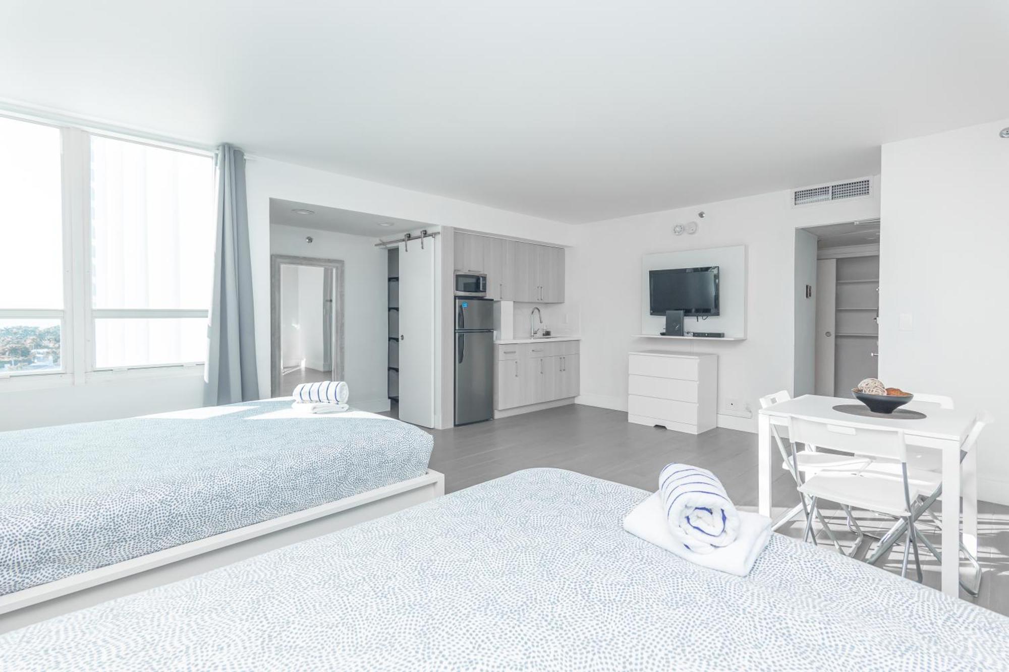 Girasole Rentals Suites Miami Beach Ruang foto