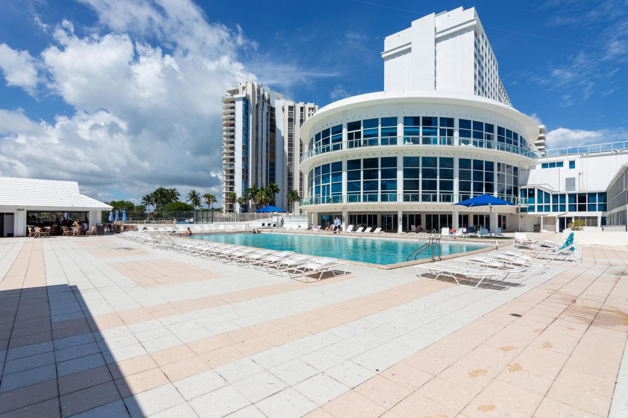 Girasole Rentals Suites Miami Beach Bagian luar foto