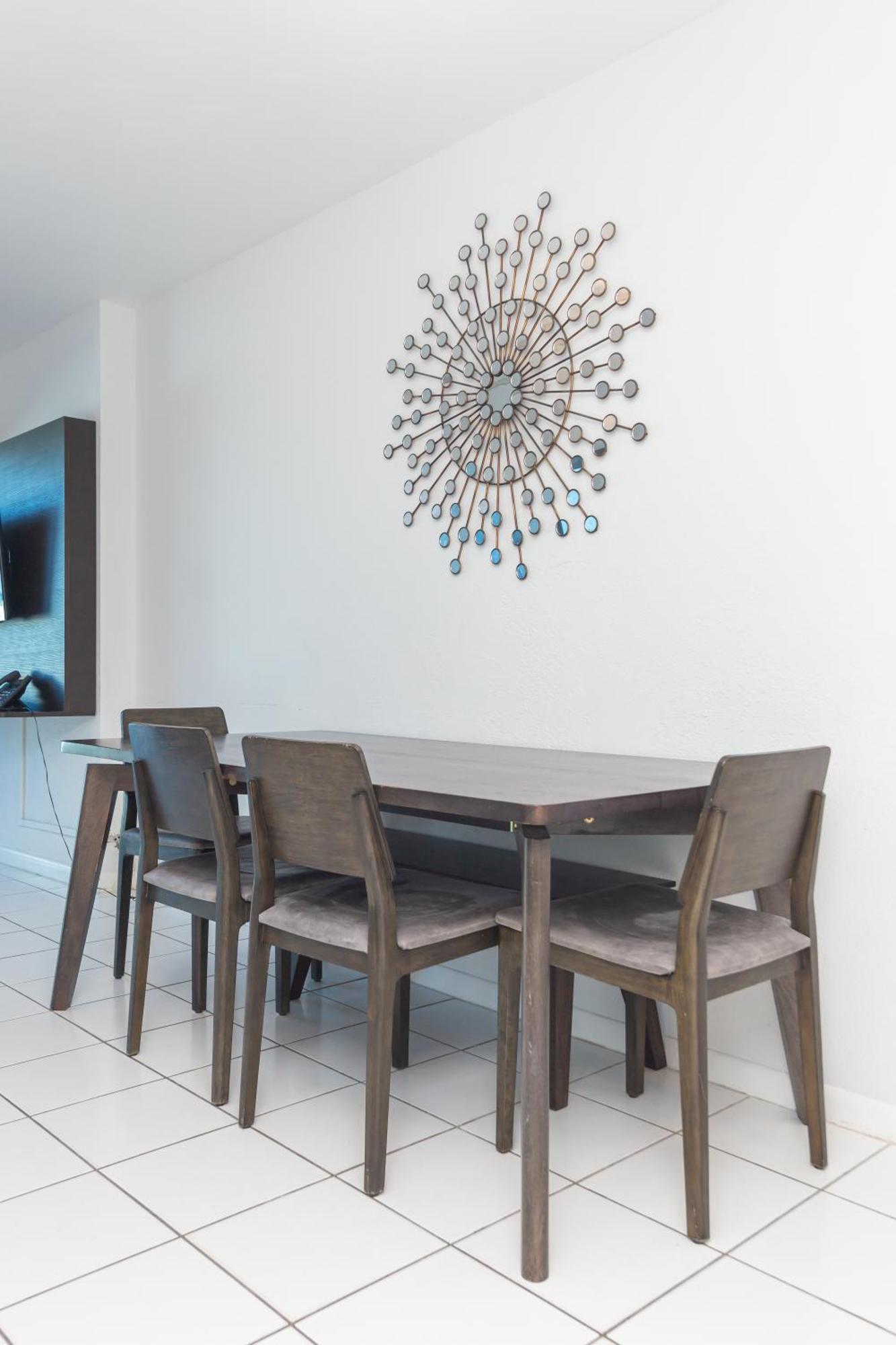Girasole Rentals Suites Miami Beach Ruang foto
